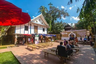 Visit Heuan Chan Heritage House, Vientiane