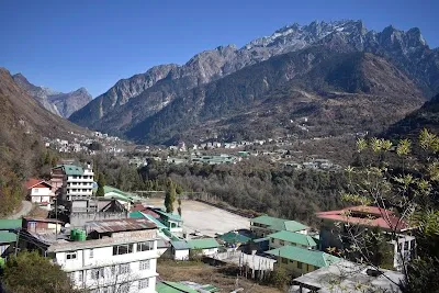 Visit Way to lachung, Lachung