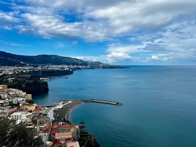 Visit Sorrento Viewpoint, Sorrento