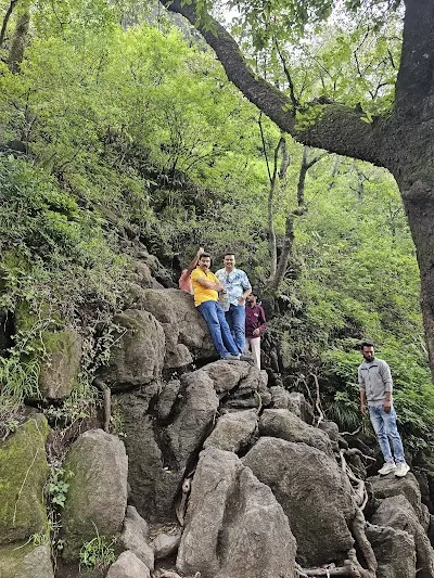 Check out Bara Patthar (Way to Killbury), Sattal