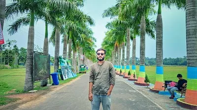 Palm tree paradise Manu Bankul