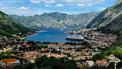 Explore Scenic View Point & Kotor Webcam, Kotor