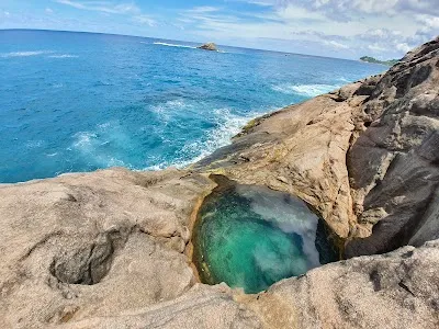 Visit Ros Sodyer / Rock Pool, Mahe Island