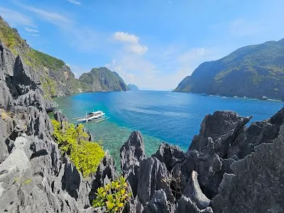 Visit Matinloc Shrine, El Nido