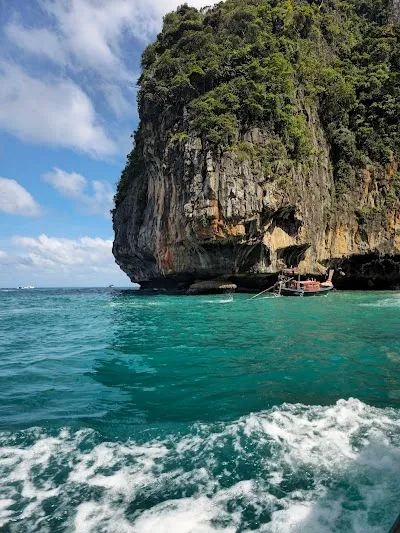 Explore Phi Phi Lee Island, Phi Phi Island