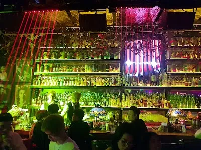 Hero Club, Hanoi