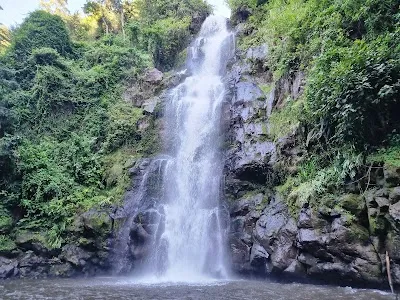 Ndoro waterfalls, Moshi