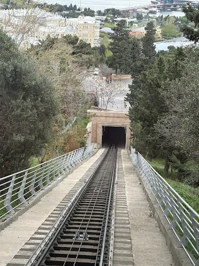 Funicular Baku, Baku