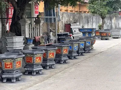 Check out Te Xuyen Red Bridge, Hanoi