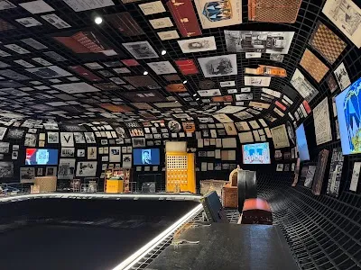 Check out LV The Place Bangkok - Le Café Louis Vuitton, Bangkok