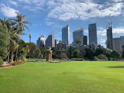 Explore Royal Botanic Garden Sydney, Sydney