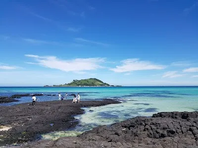 Explore Hyeopjae Beach, Jeju Island