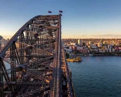 Check out Pylon Lookout, Sydney