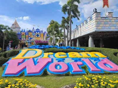 Explore Dream World, Bangkok