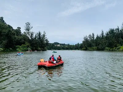 Check out Honeymoon Boat House, Ooty