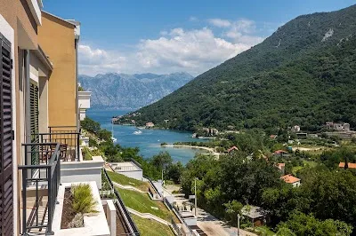 Explore Lavender Bay Montenegro, Dubrovnik