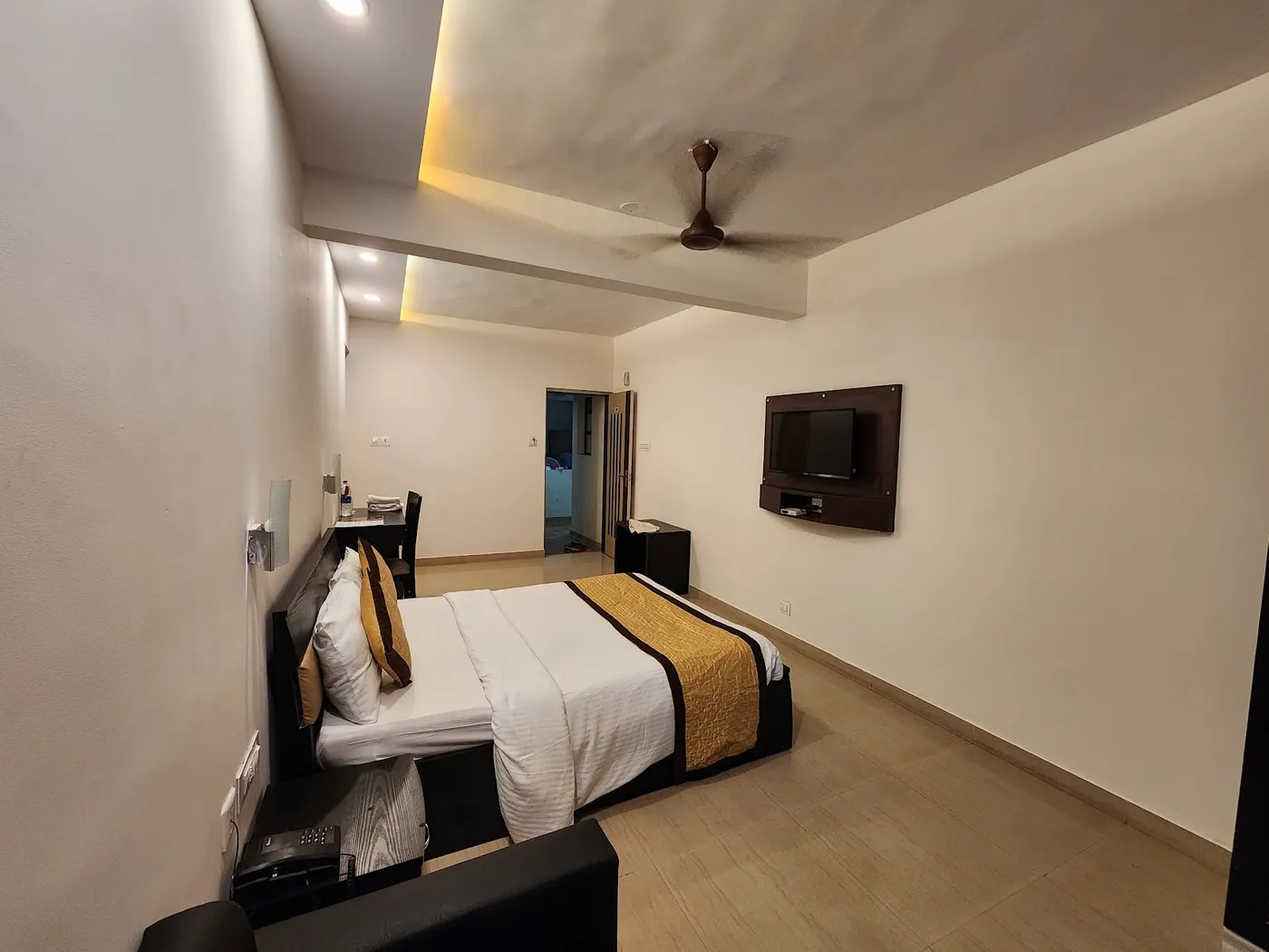 All Seasons Guest House | Rooms & Dorms, South Goa