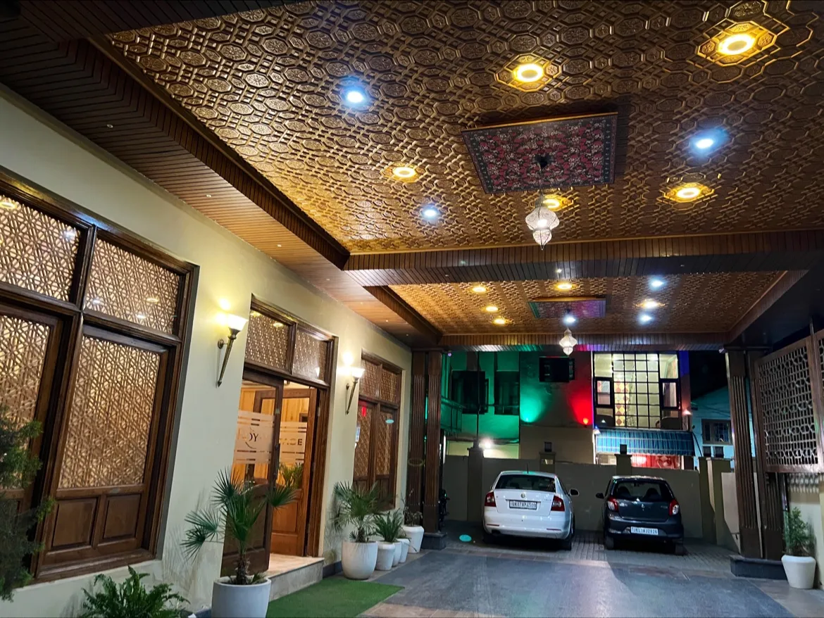 Hotel Royal Heritage, Srinagar