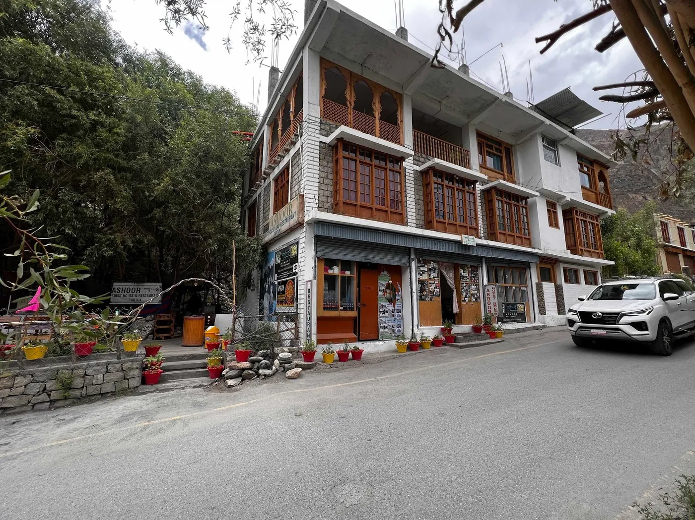 Ashoor Guest House & Restaurant Turtuk, Turtuk
