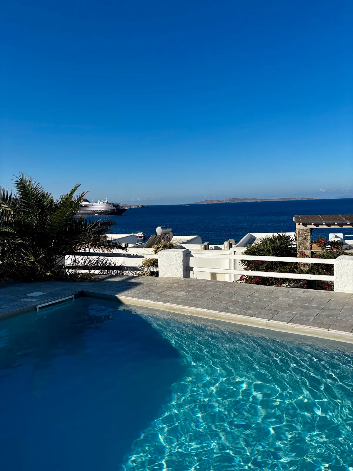 With-inn, Mykonos