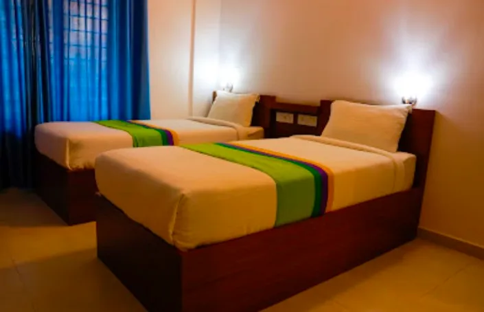Phoenix holidays, Kochi