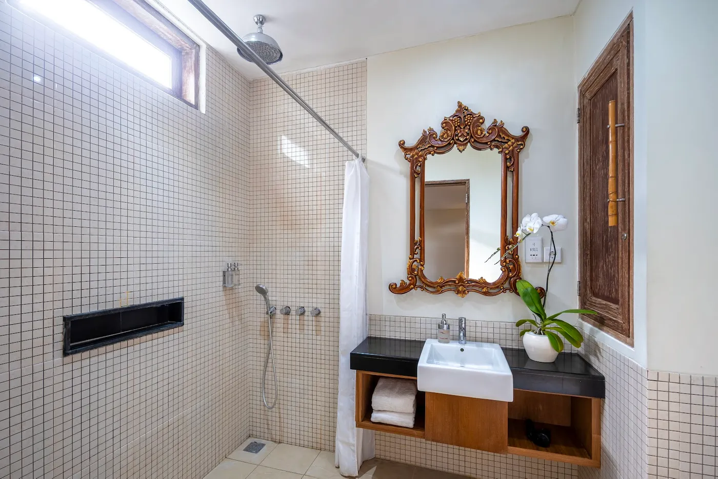 Hotel Pondok Sari Kuta, Kuta