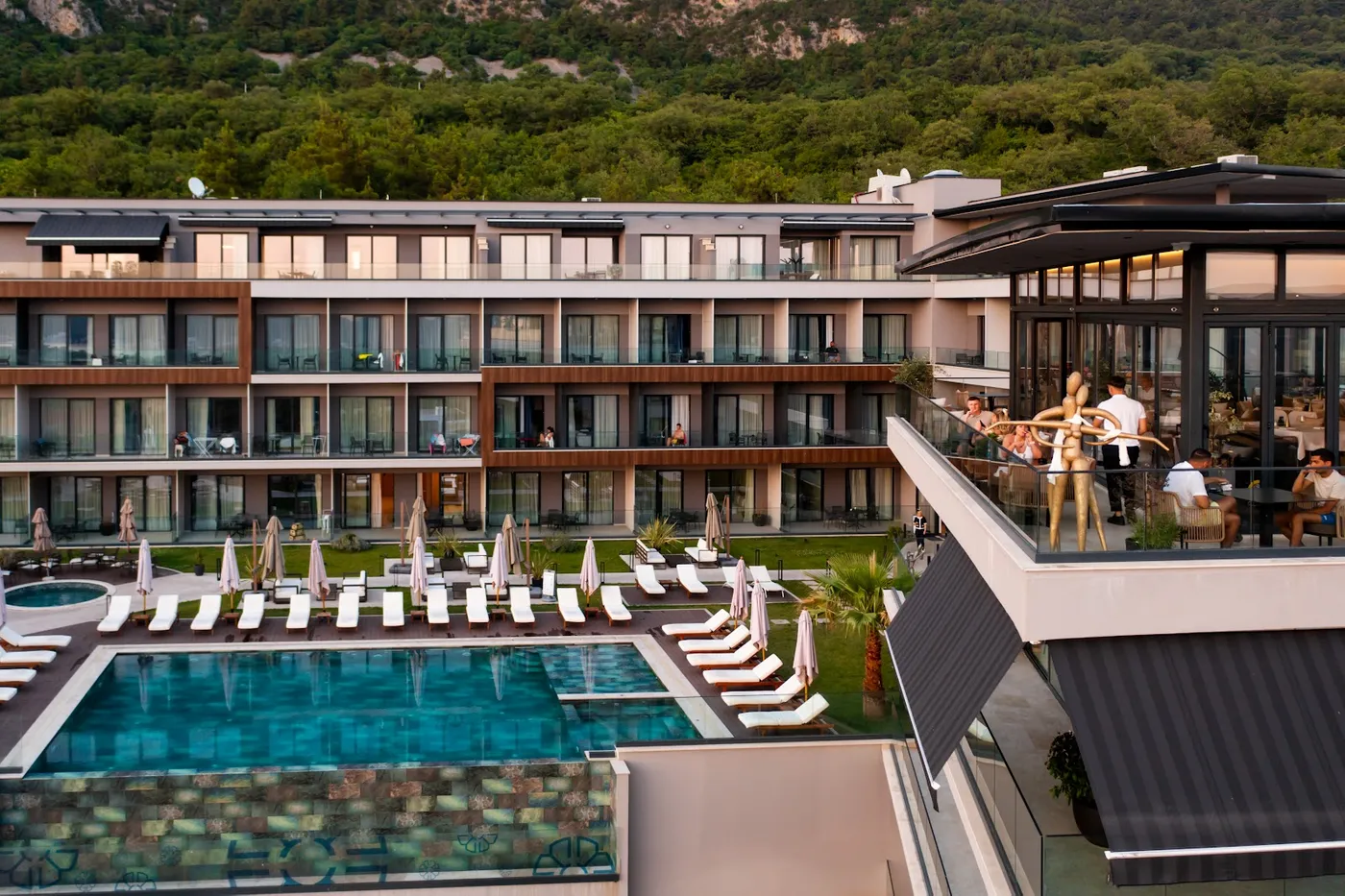Royal Blue Resort and Residences, Kotor