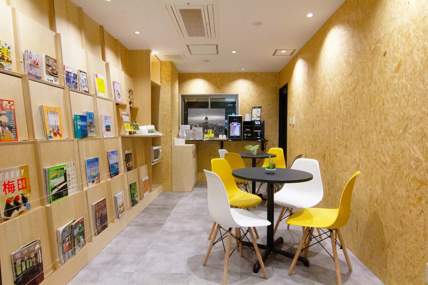 CHECK inn 大阪新今宮, Osaka