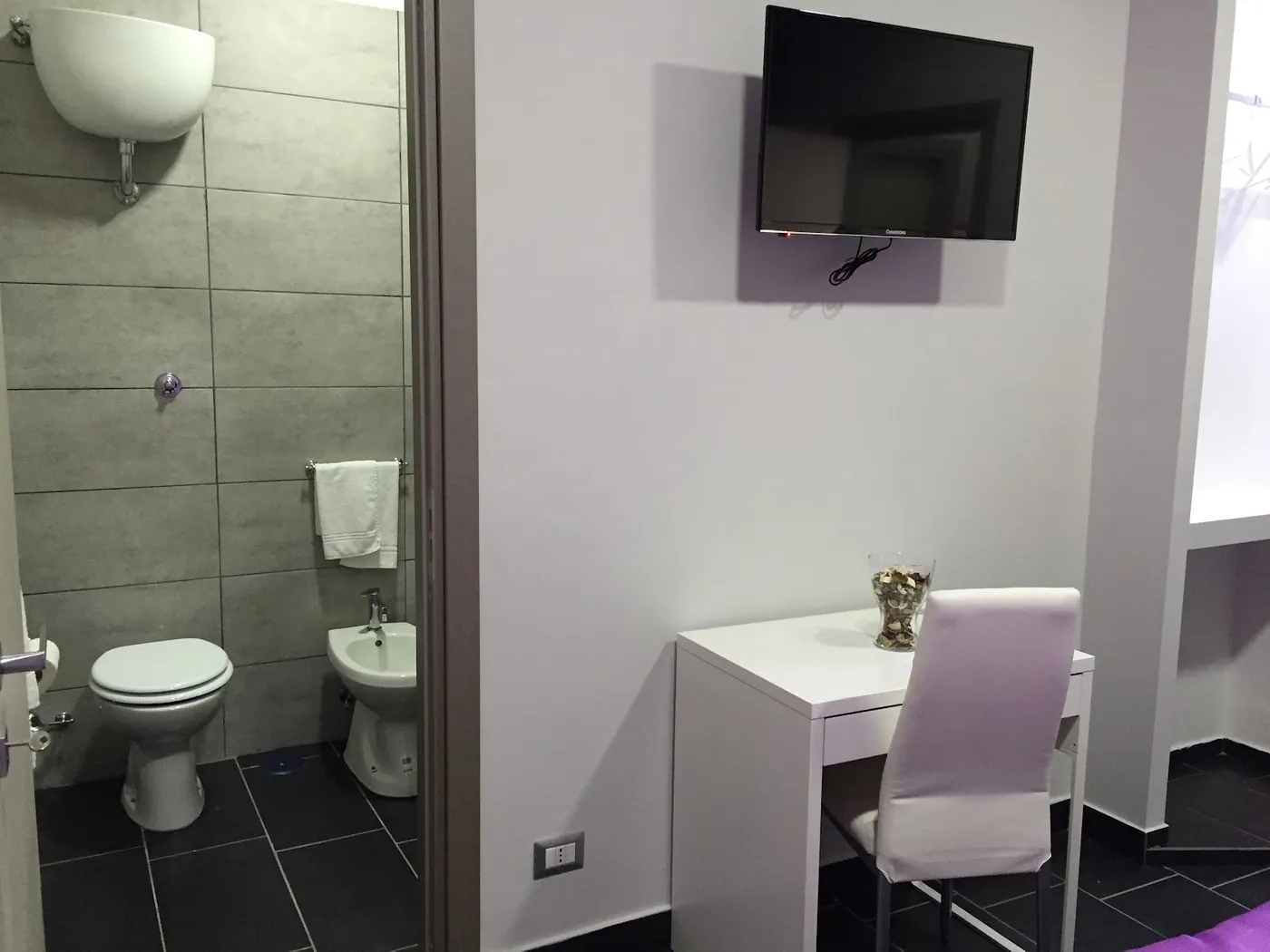 B&B Napoli Binario 1, Naples