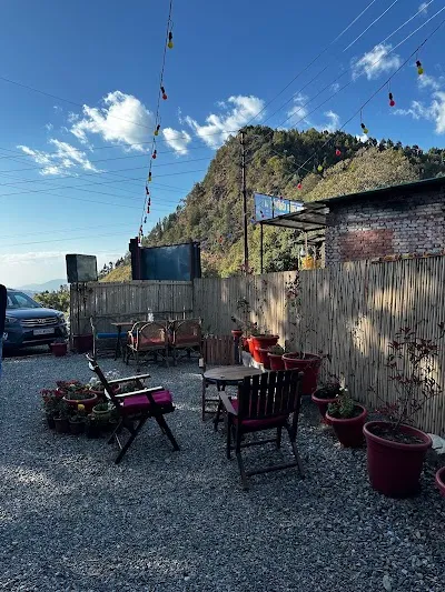 Dine at Cafe Simili, Mukteshwar on December 27, 2025