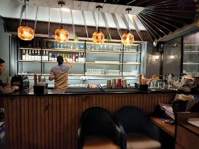 Dine at Bellamount Restro & Bar - Best Foods | Restaurants | Restaurants with Best view | Best Restaurants in Mall Road Mussoorie, Mussoorie