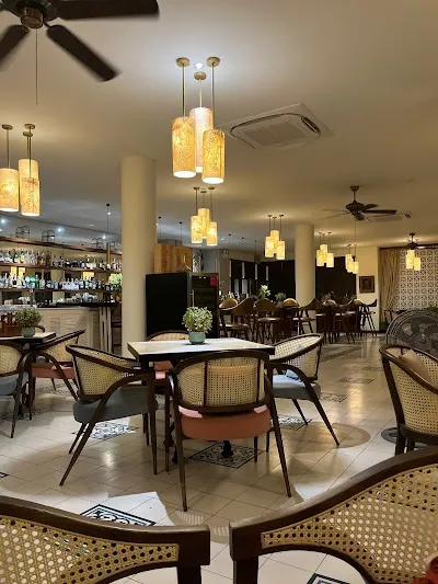 Dine at Mộc Garden Restaurant on April 25, 2026