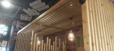 Dine at SNAKKERS on April 5, 2026