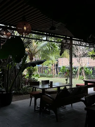 Bloom Cafe