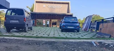Dine at Grand Thekkady Cafe, Thekkady