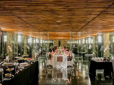 Dine at Piasan Nusa Dua Restaurant, Nusa Dua