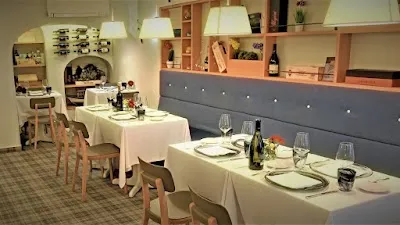 Dine at Tarì Art Restaurant on April 27, 2026