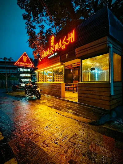 Dine at Shawarmashi Guruvayoor on March 13, 2026