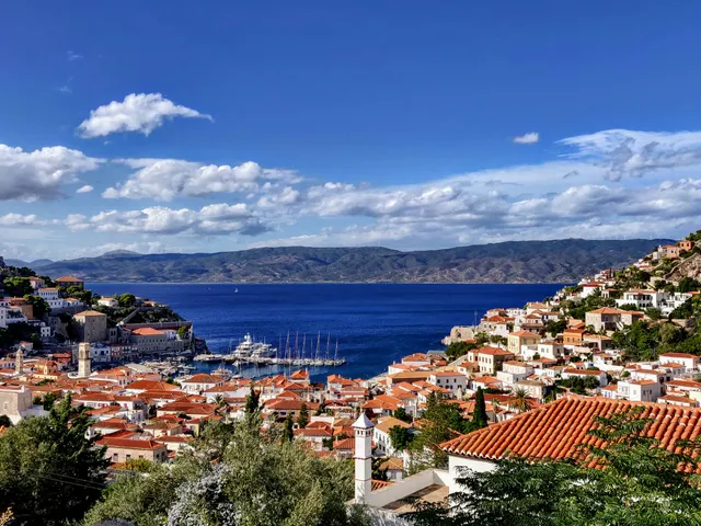 Hydra — no cars, just donkeys