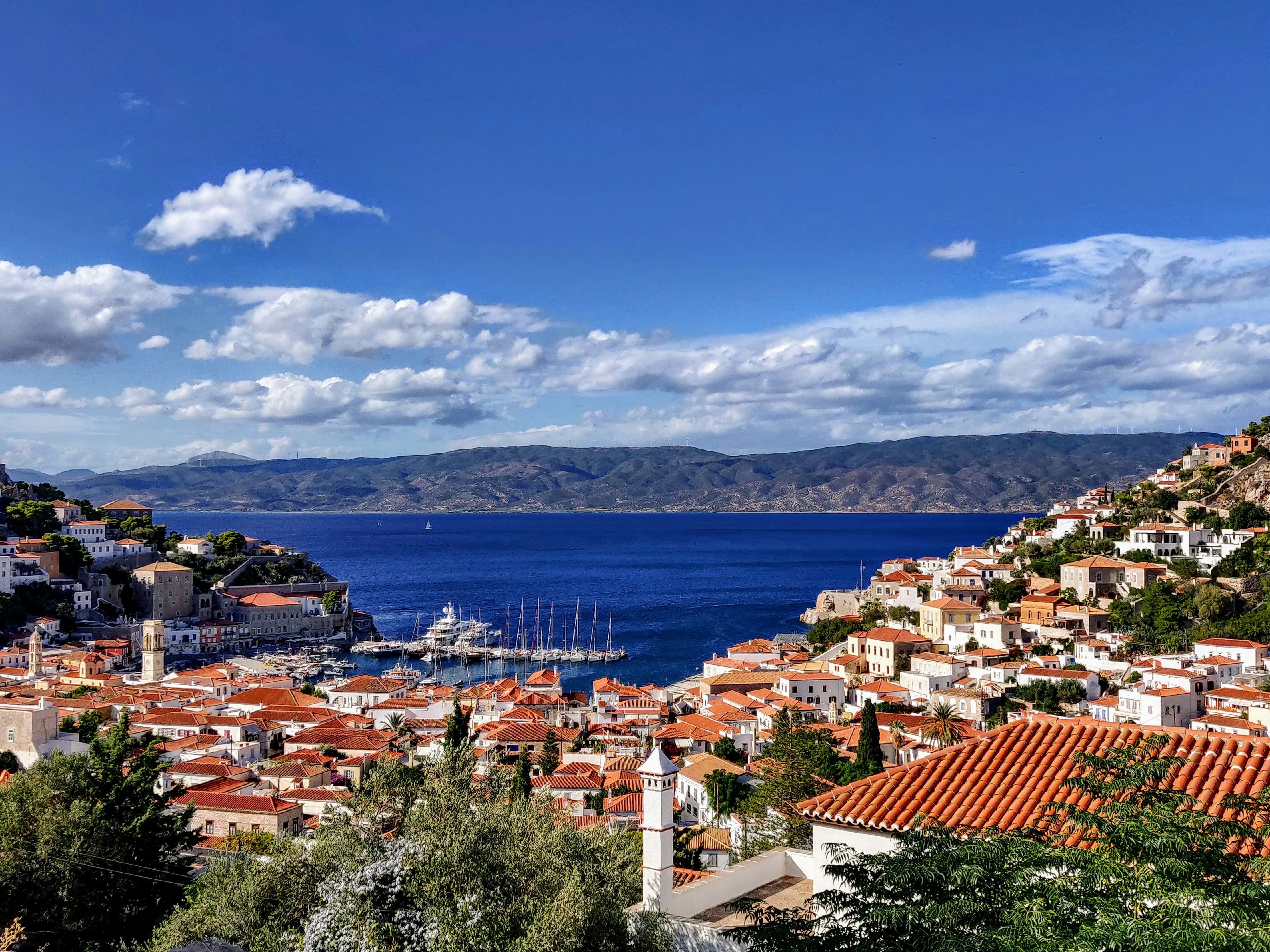 Hydra — No Cars. Just Donkeys.
